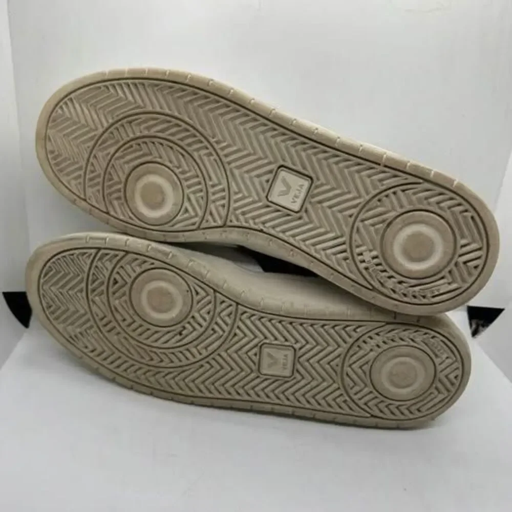 Veja V10 Mens 12.5 White Black Leather Sneakers shoes